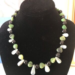 Black onyx and chrysoprase beaded necklace